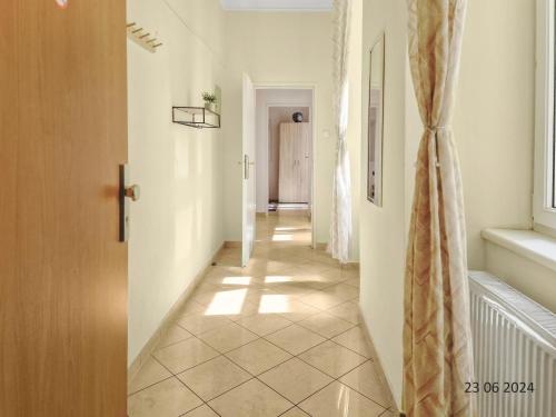 Four-Bedroom, Four King-Size Comfort