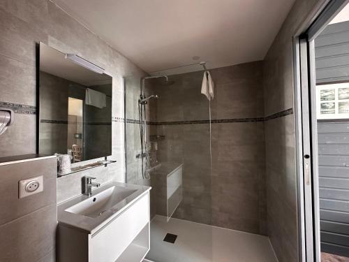 Koupelna v ubytování Hôtel A RENA D'ORU