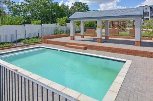 Gallery image of Chatswell Fourways with Travelsome in Chartwell