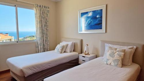 The Atlantic Lookout - balcony ocean view by LS