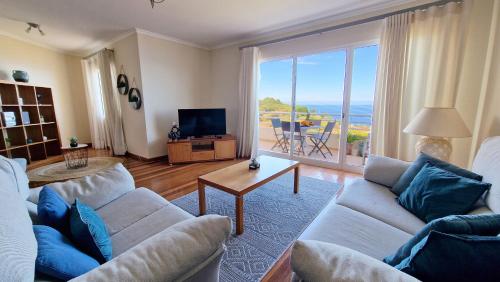 The Atlantic Lookout - balcony ocean view by LS