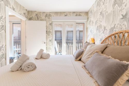 Barrio Gem Stylish 2Bedroom Oasis in Alicante