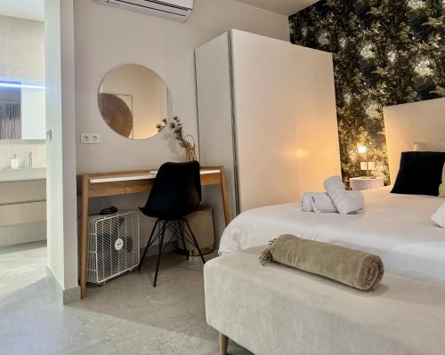 Modern Charm in Barrio Alicante