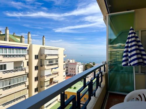 Frente a la playa con vistas y garaje, Núcleo Cristal