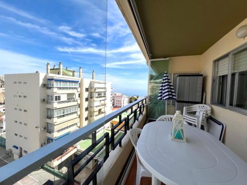 Frente a la playa con vistas y garaje, Núcleo Cristal