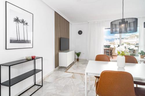 Contemporary apartment near Puerto Banus