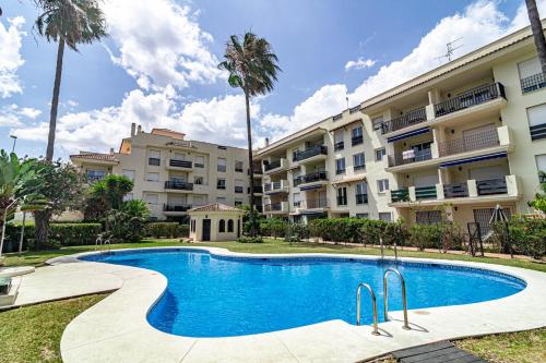 Contemporary apartment near Puerto Banus