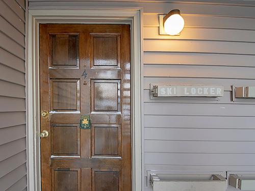 Gambar di galeri bagi Meadow Ridge Court 9 Unit 4 di Fraser