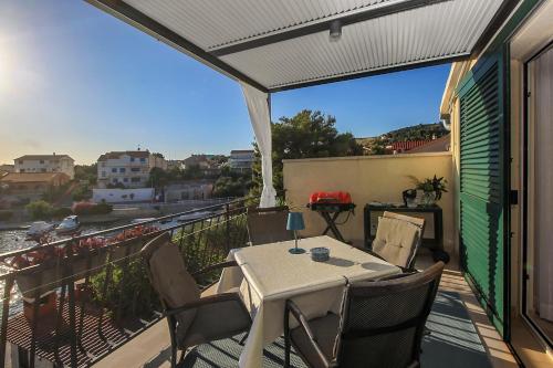 Balkoni atau teres di Villa Vala
