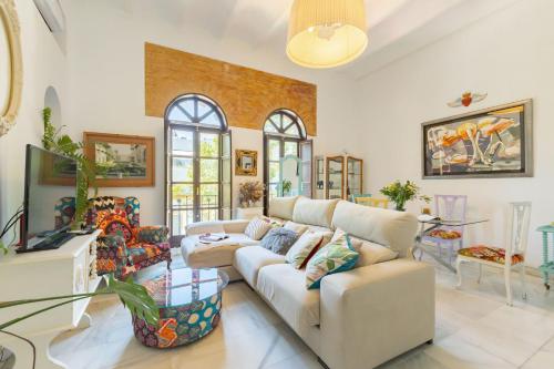 Charming 2 Bedroom Boutique Triplex Apartment with Private Terrace at Seville City Center by OCityzen