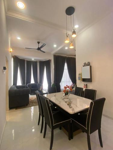 Ruang duduk di TBJ HOMESTAy