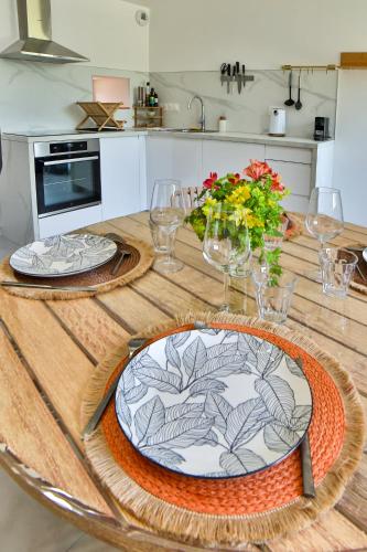 Dapur atau dapur kecil di Ancienne maison de pêcheur à deux pas des plages