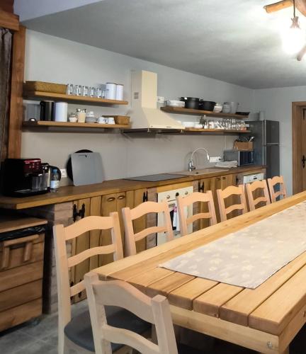 Dapur atau dapur kecil di QESTIA Escape