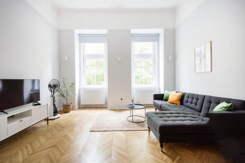 Serene and spacious apartment in the centre 1061 Budapest, Liszt Ferenc ter 10 kép - 3