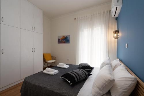 LIV - Charming 3BD in Athens Vibrant Downtown