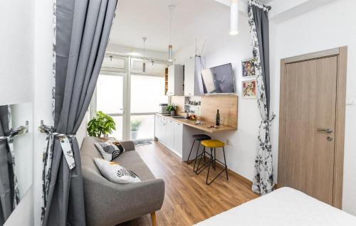 Stunning Apartment In Sibenik With Wifi