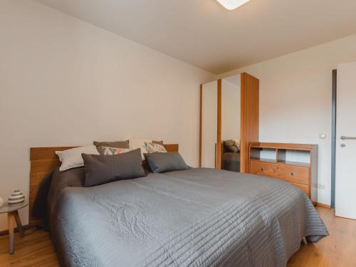 Apartment Sunshine by Interhome