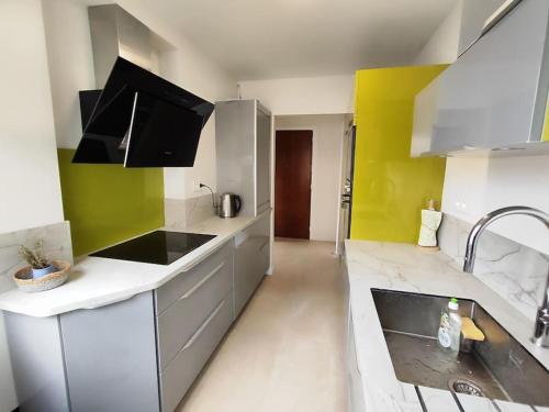 Gallery image of Charmant T2 in Embrun