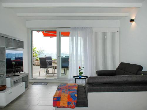 Apartment Lake-View cosy by Interhome