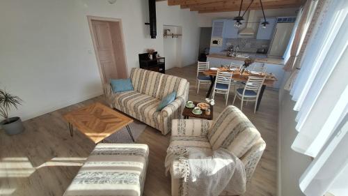 Chaloupka Na Mýtince