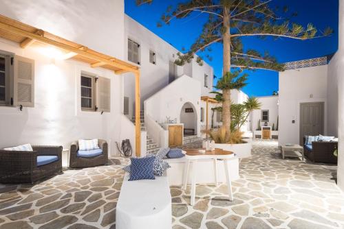 Swell S10 maisonette with private Jacuzzi in Naousa