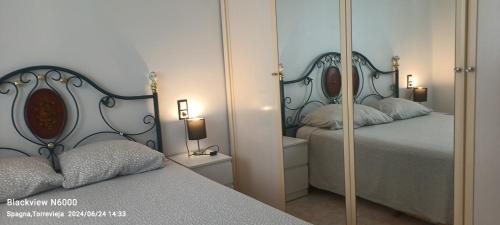 Sea and Center Apartment by MM