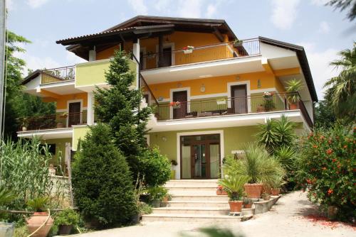 Budova, kde se hotel nachází