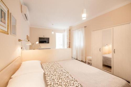 Apartment Karuzz 2