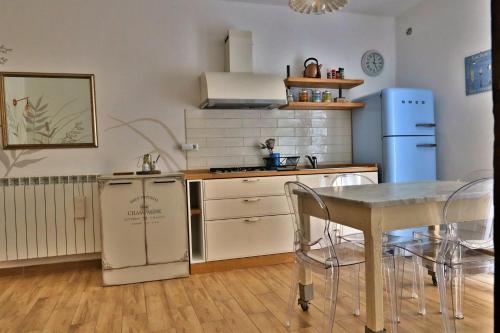 Η κουζίνα ή μικρή κουζίνα στο La Casa di Livia