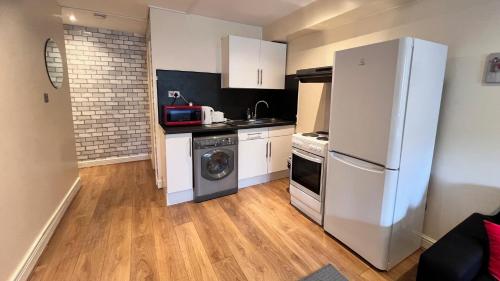 Cosy Apartments - Finchley Road