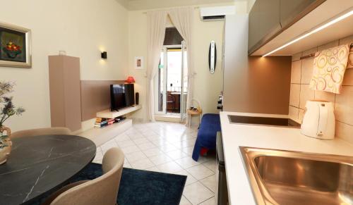 Lovely apartments Marmont with balconies in the heart of Split