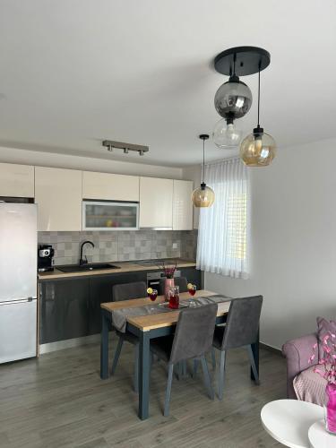 Η κουζίνα ή μικρή κουζίνα στο Apartments Vini