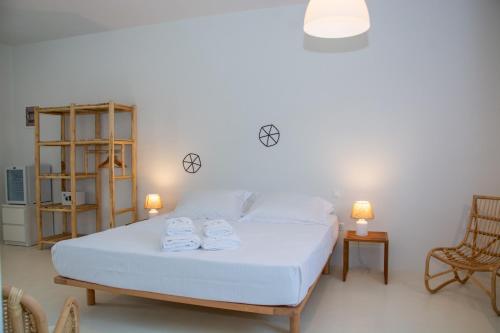 Gallery image of ALASI Tinos Jacuzzi Hotel in Agios Ioannis Tinos