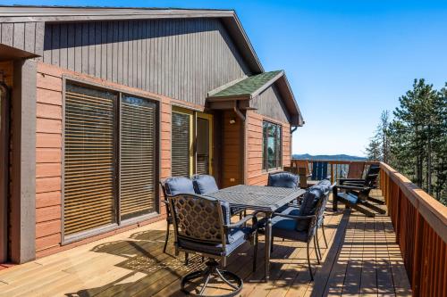 Μπαλκόνι ή βεράντα στο Mountain View Apartment Near Downtown & Trails