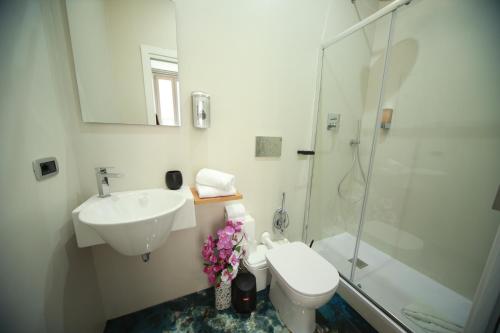 Un baño de Vacanze Romane Vaticano