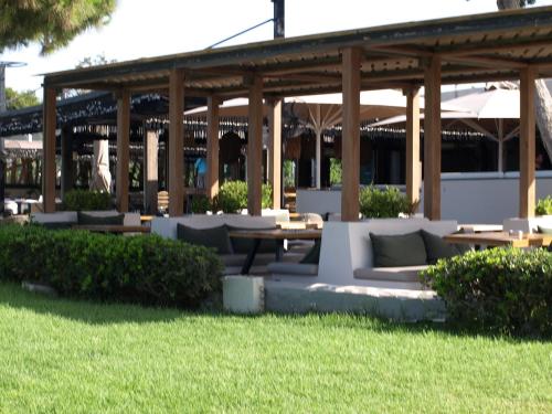 Alimos Kalamaki 100 meters from the Beach