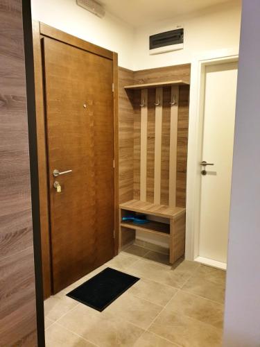 Fotografie z fotogalerie ubytování Milmari P87 Apartman v destinaci Čajtina