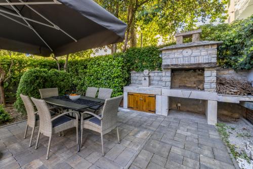 Green Oasis by Bačvice beach, private Parking & Garden - Casa Moro