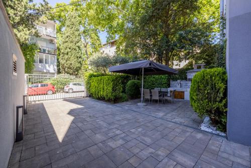 Green Oasis by Bačvice beach, private Parking & Garden - Casa Moro