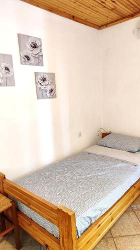 Ένα ή περισσότερα κρεβάτια σε δωμάτιο στο Katy's Home