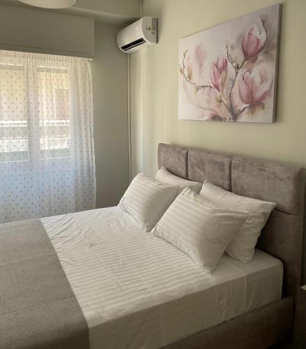 Spacious apartment near Panormou metro