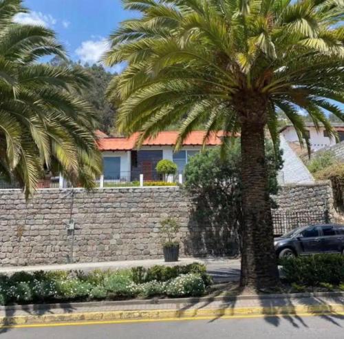 Κήπος έξω από το Hermosa casa en Ficoa