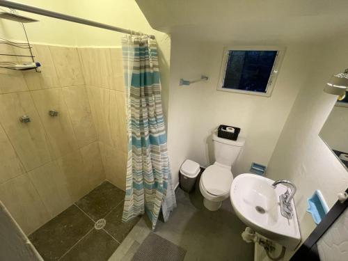 Ένα μπάνιο στο Casa Colibrí