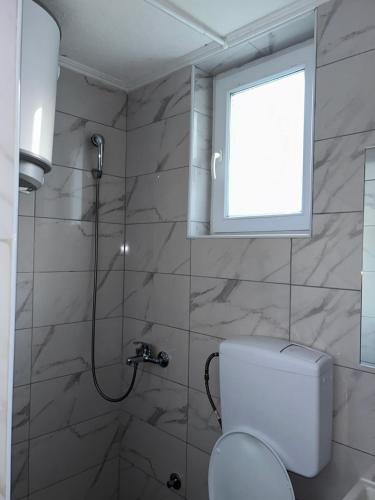 Ένα μπάνιο στο Apartman Jasko 2