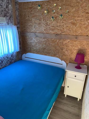 Galeriebild der Unterkunft Przyczepa holenderska domek I in Przemysław