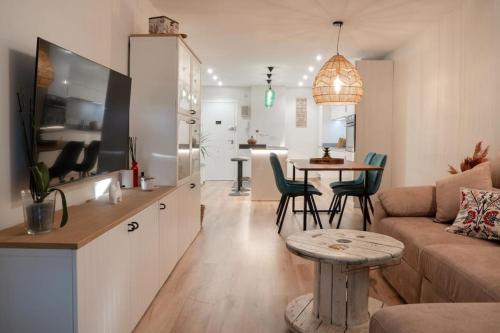 The Mile Apartment