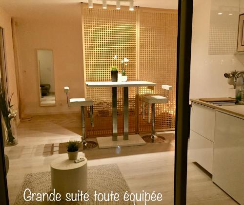 Fotografie z fotogalerie ubytování Suite privée - tout équipé v Montpellier