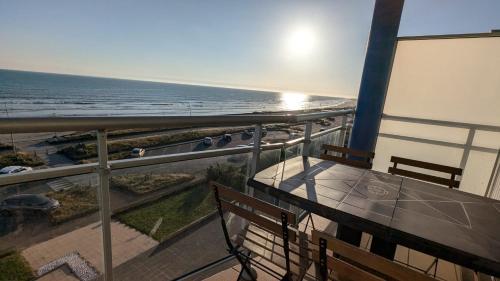 Appartement vue mer - accès direct à la plage - 4 à 5 personnes
