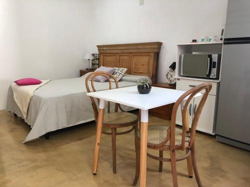 Η κουζίνα ή μικρή κουζίνα στο Alojamiento Lola