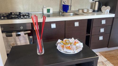 Φαγητό σε αυτό το διαμέρισμα ή κάπου εκεί κοντά